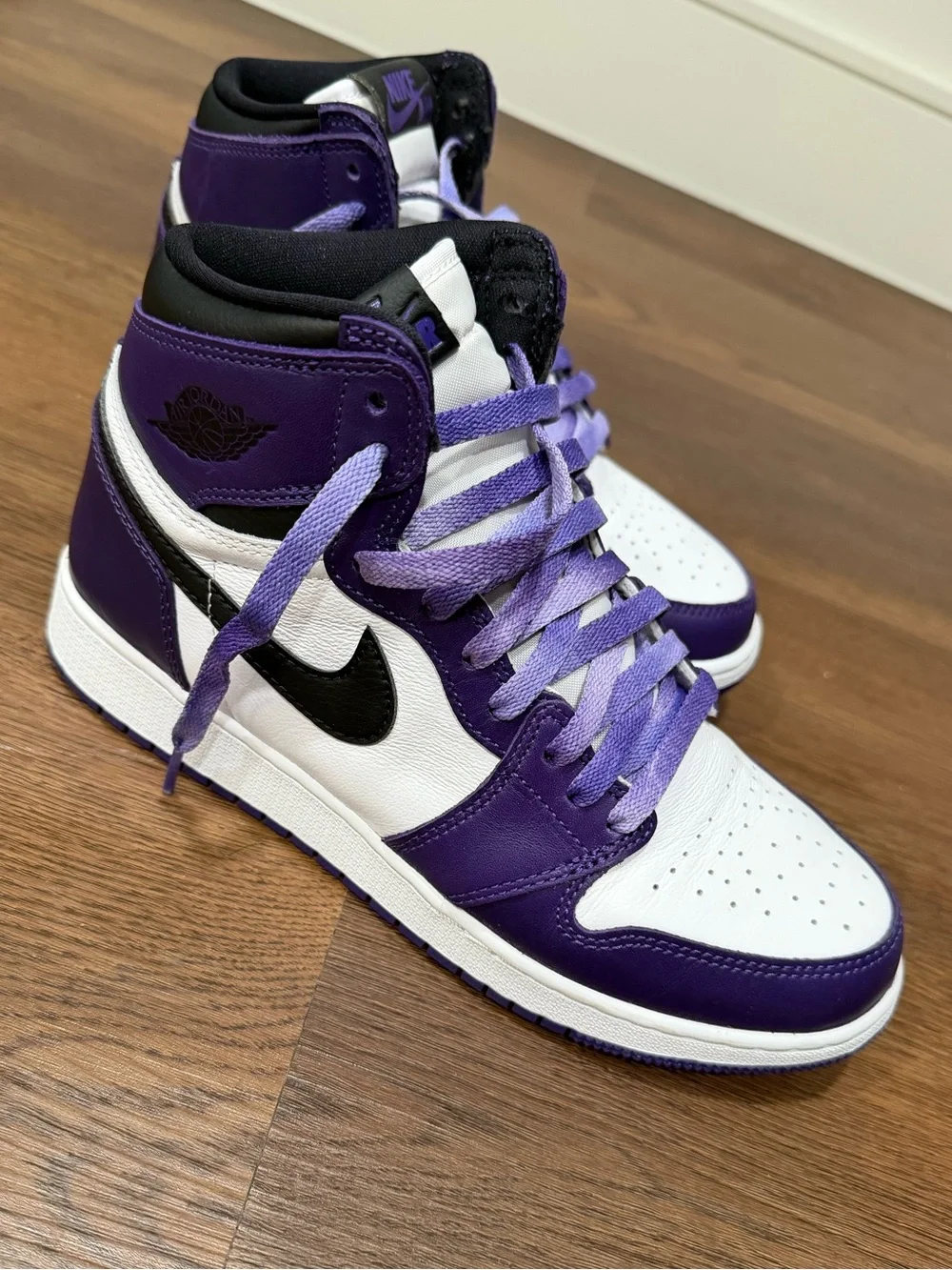 Jordan 1 retro Court Purple